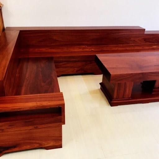 Sofa gỗ nguyên khối hiện đại đang trở thành xu hướng nổi bật trong năm